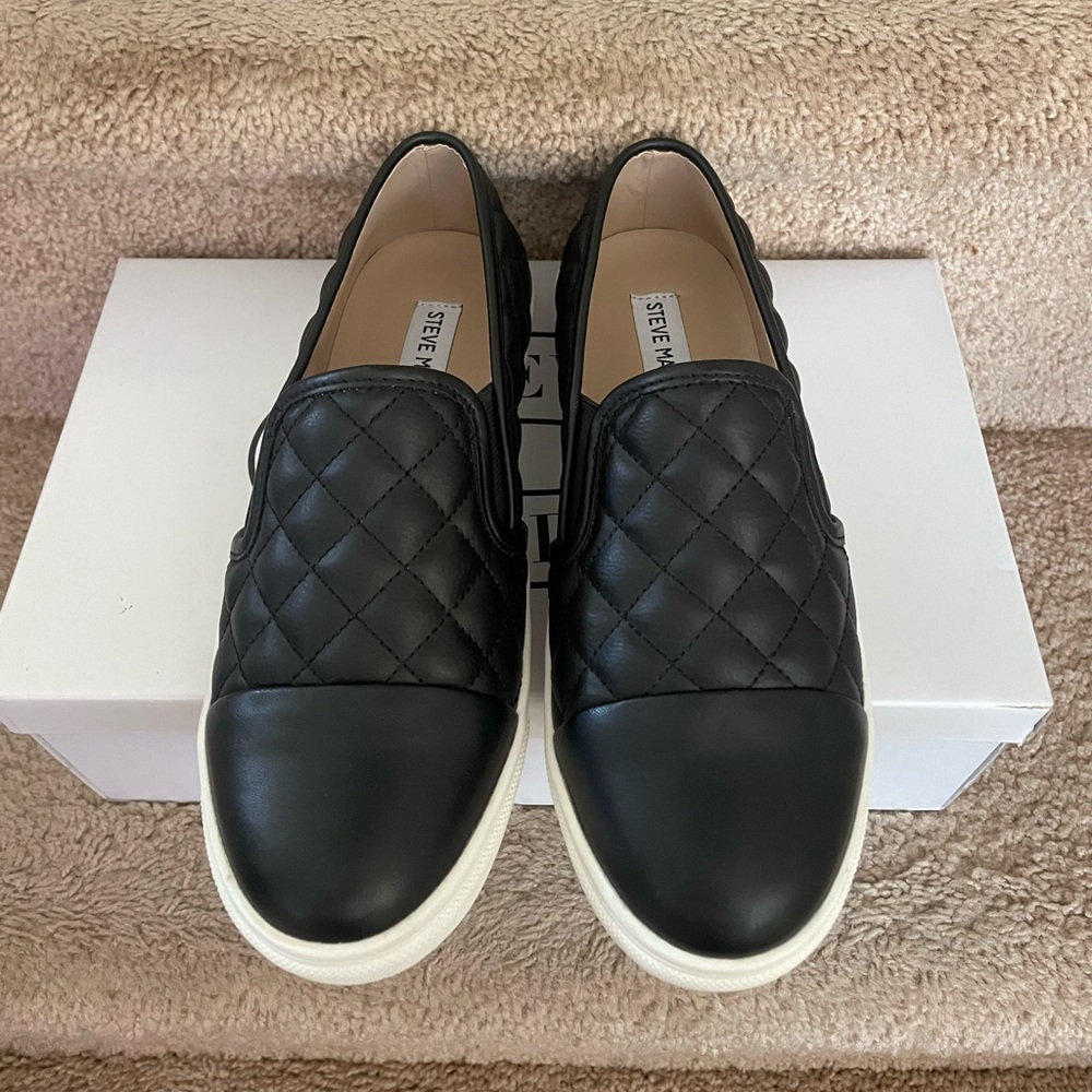 Steve Madden Zaander Sneaker - Picture 6 of 7